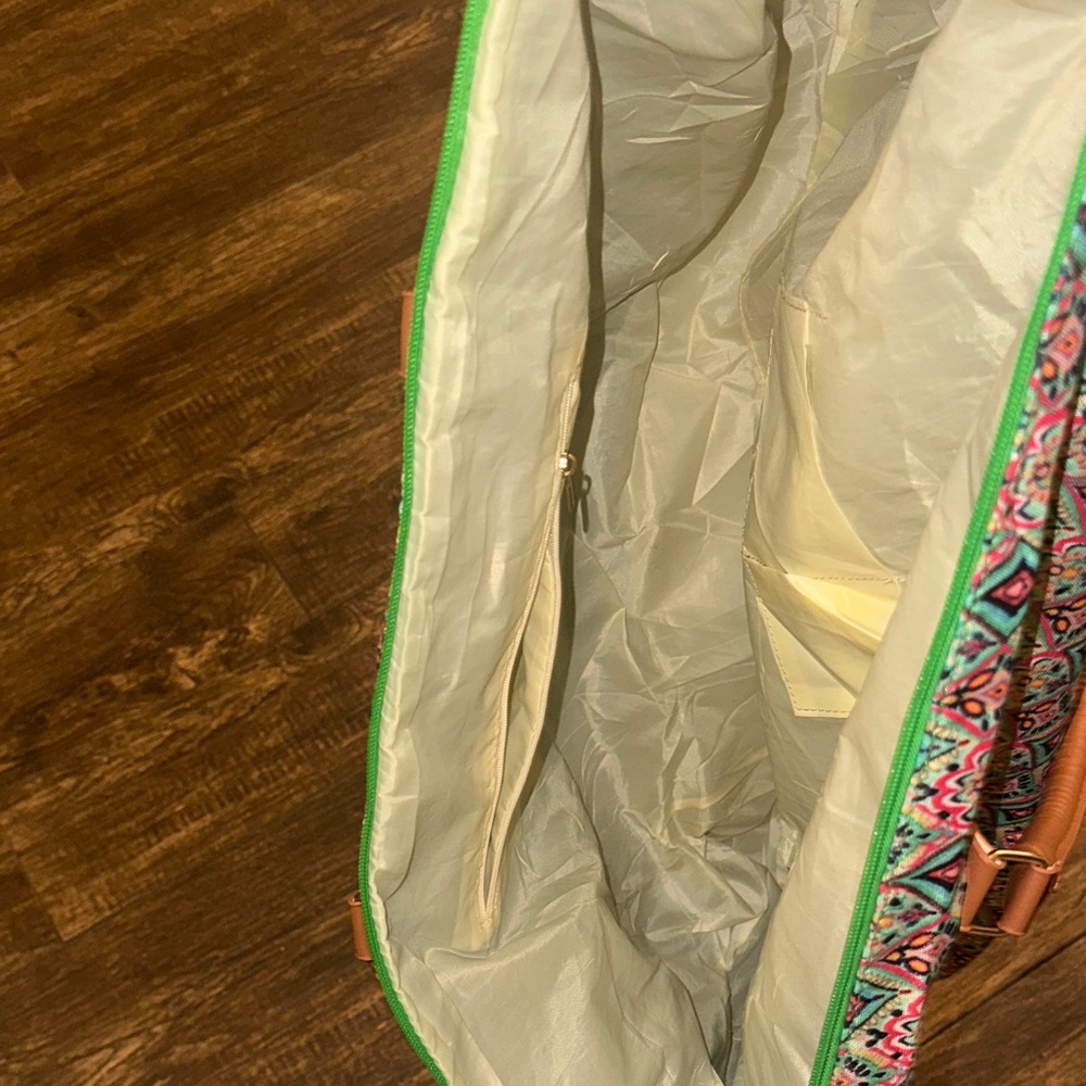 Patterned Weekender Bag Travel Duffle Tote Brown faux Leather Handles - Picture 6 of 7